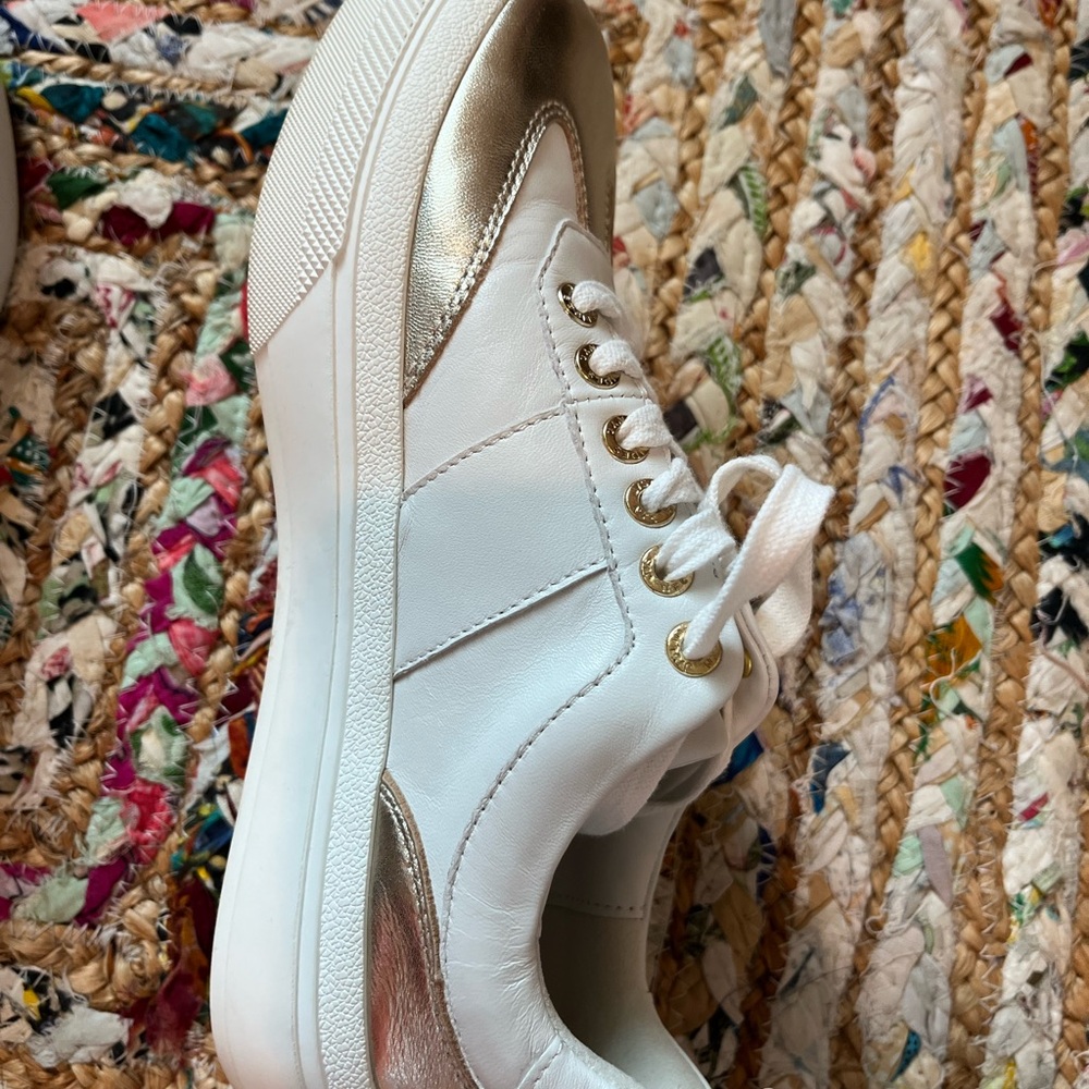 J Slides White and Gold Sneakers - Picture 6 of 11